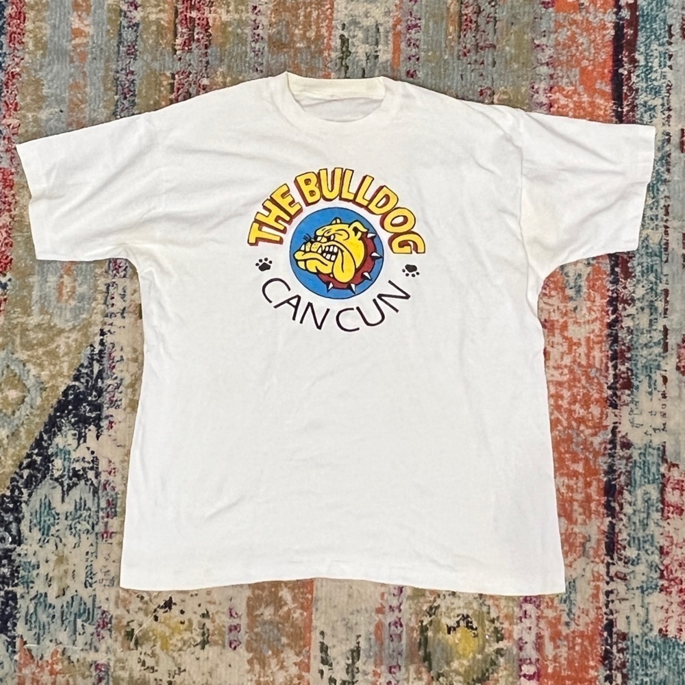 Vintage Cancun Mexico Travel Destination Tourism Crewneck Tee Tshirt
